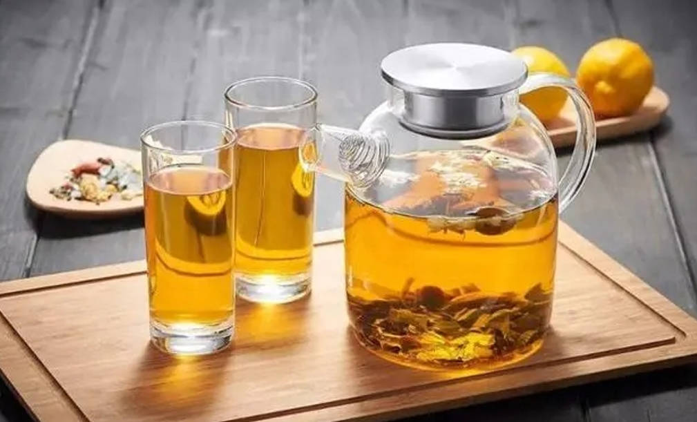 长期喝水与喝茶哪个身体更健康