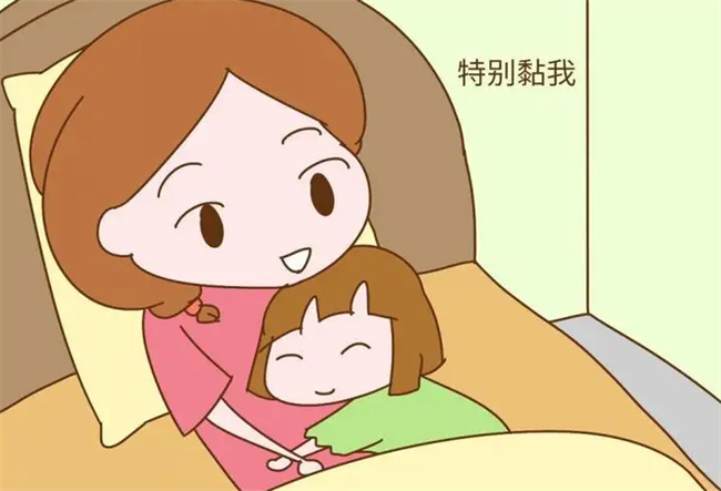 孩子总是黏着妈妈怎么改善