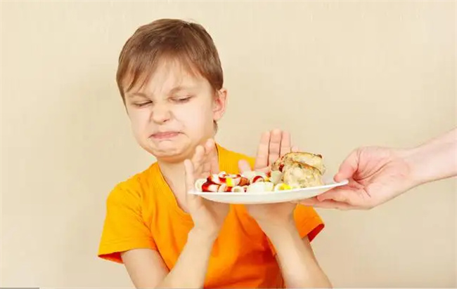 孩子总是不爱吃饭 解决挑食的方法