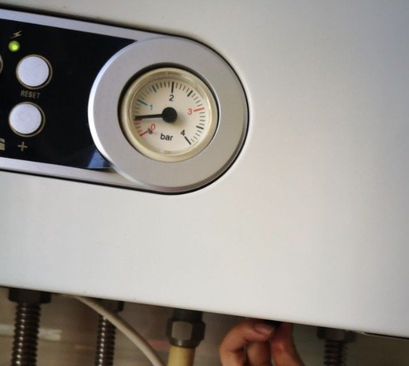 壁挂炉的水压一般在多少合适？壁挂炉水压力表多少正常？