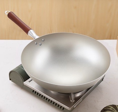 钛合金锅好还是铁锅好？钛合金锅的好处和坏处有哪些？